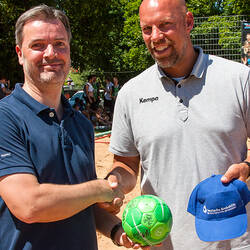 Deutsche Krebshilfe informiert beim Beachhandball