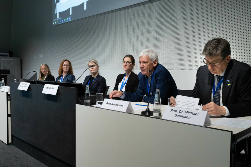 Pressekonferenz beim Deutschen Krebskongress 2022: „Krebs verhindern statt behandeln – Kann diese Vision Wirklichkeit werden?“ (Foto: berlin-event-foto.de)