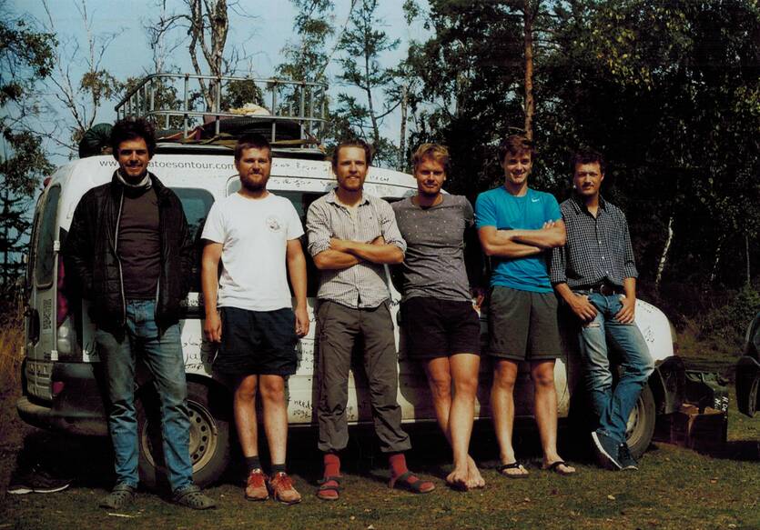 15.000 Kilometer später: Basti, Marco, Felix, Julian, Mark und Robert nach der Ankunft in Ulan-Ude